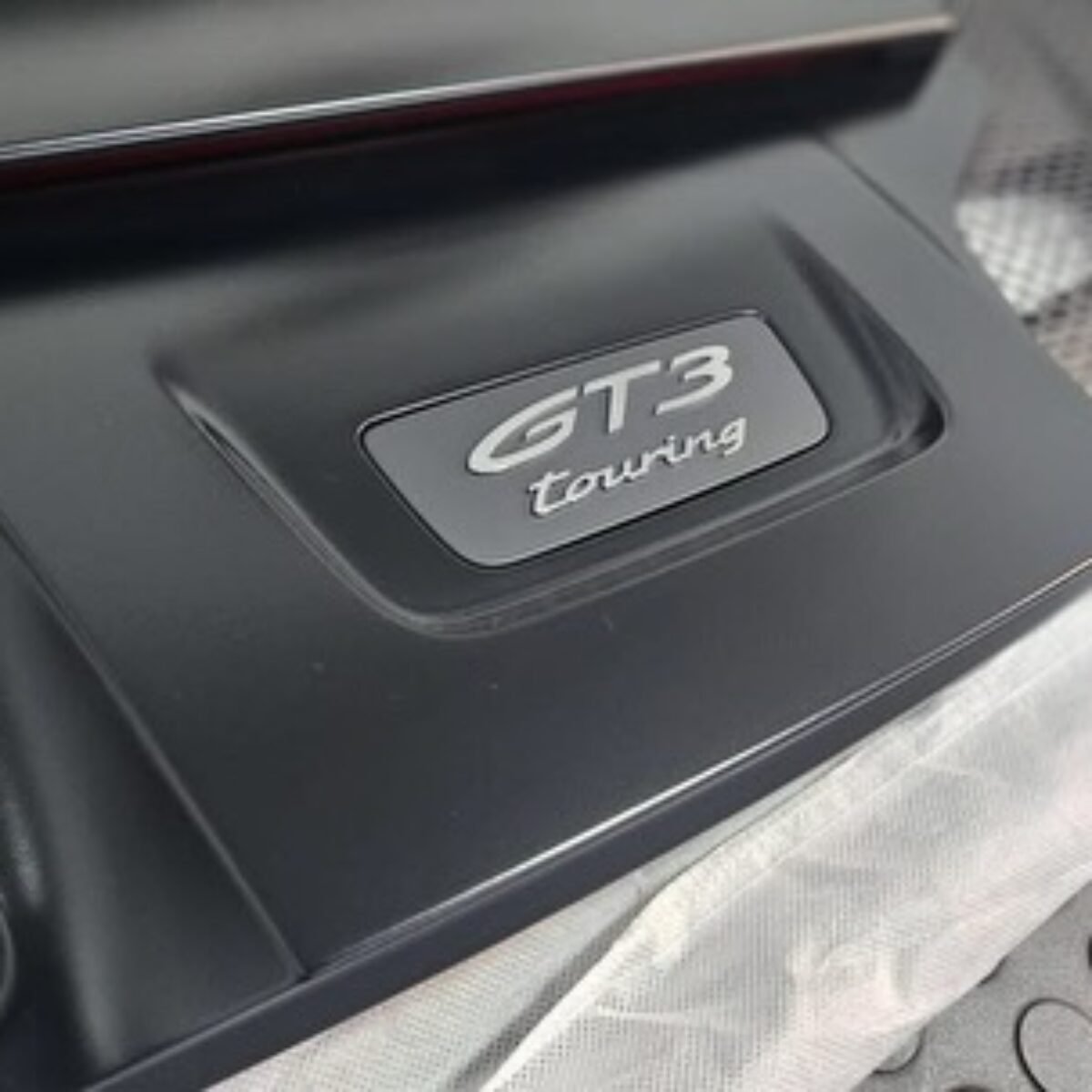 992 GT3 lift cover