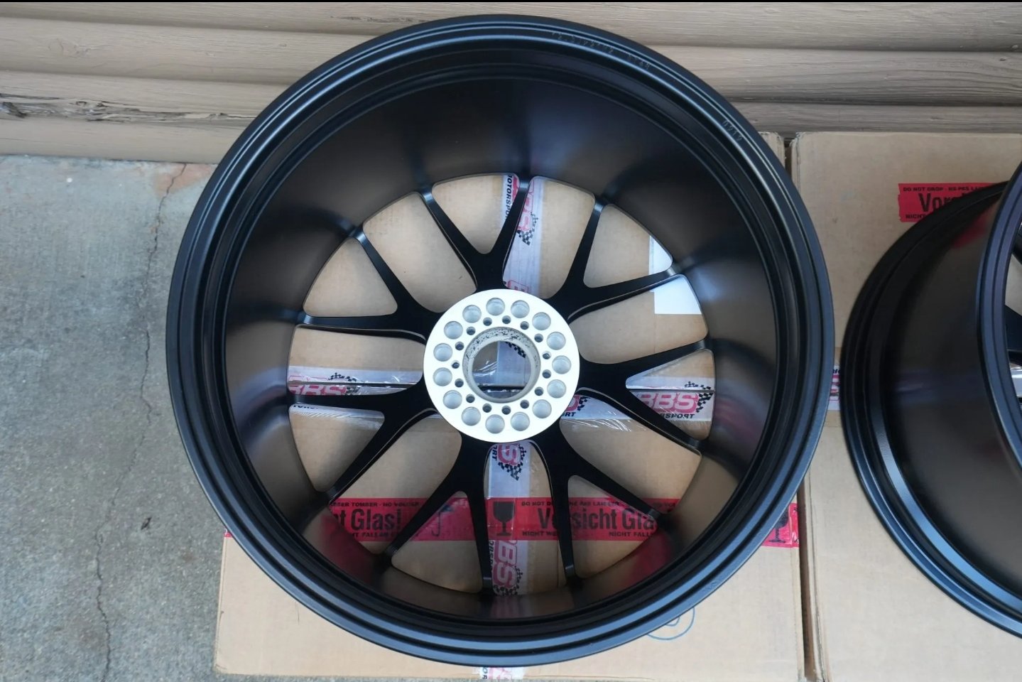 BBS WEC Magnesium Center-Lock Wheels for Porsche - Image 7