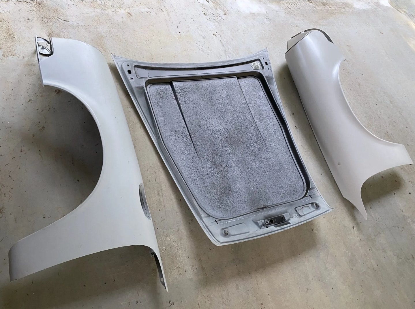 Collection of 1973 Porsche 911 Parts - Image 23