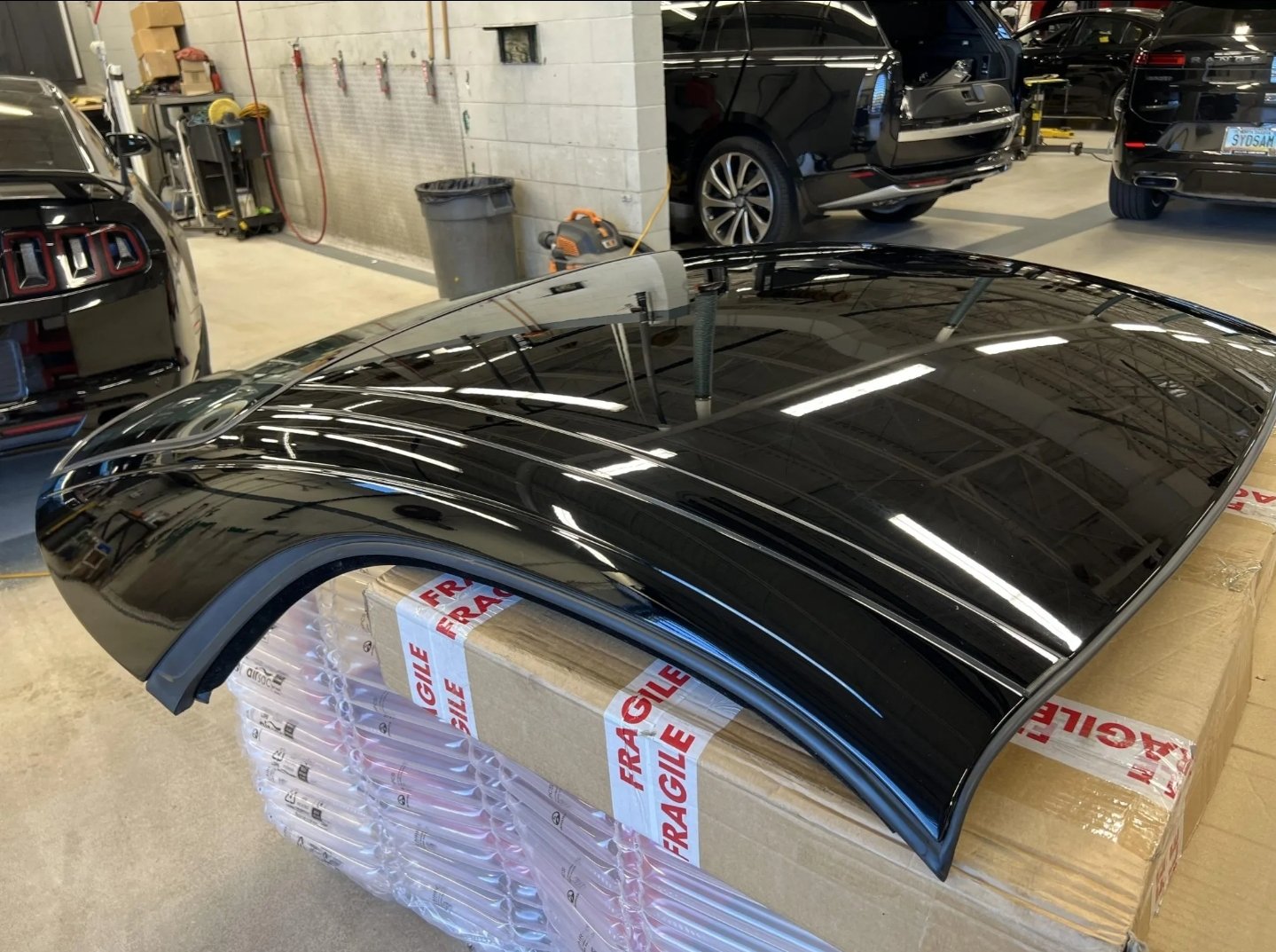 Porsche 996 Removable Aluminum Hardtop - Image 5