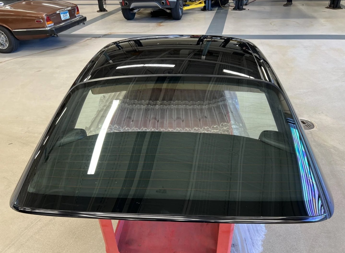 Porsche 996 Removable Aluminum Hardtop - Image 10